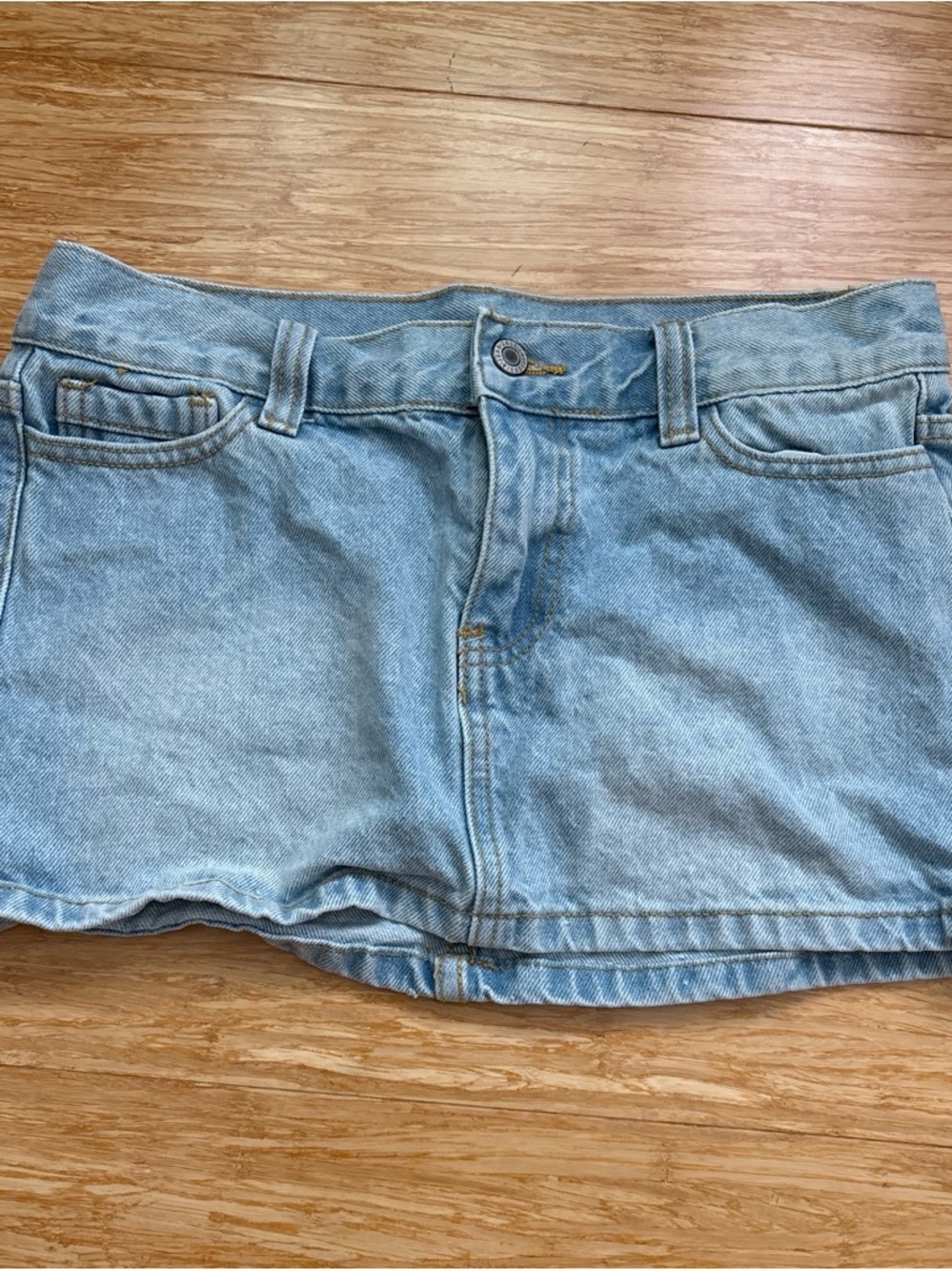 Brandy Melville light Wash Denim Shorts - Women's Casual Jean Shorts